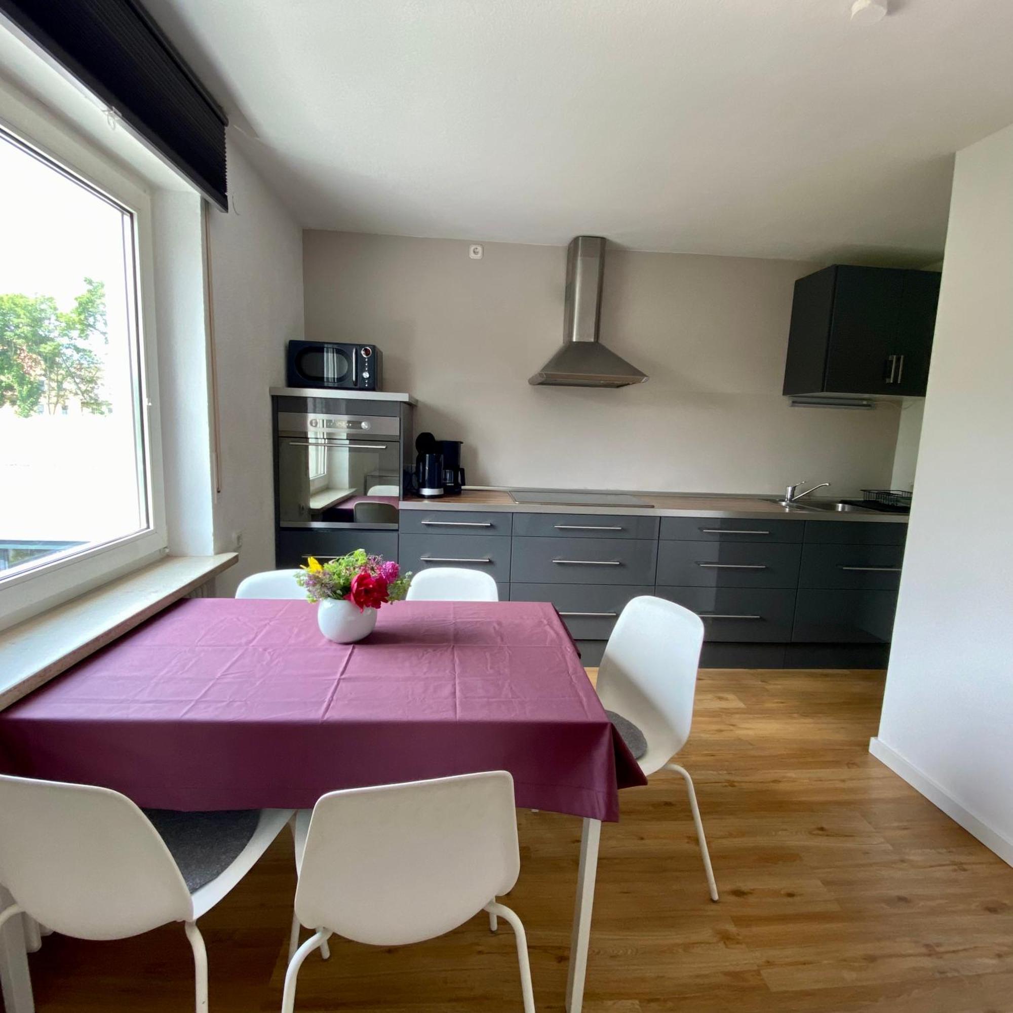 urbanAPARTMENT No.2 Memmingen Bagian luar foto